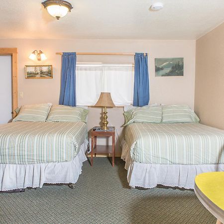 Norwood Inn Екстер'єр фото